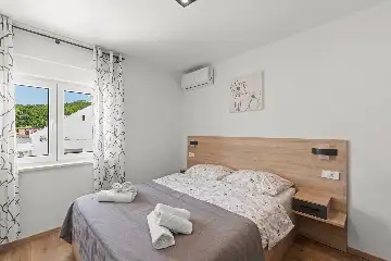 Villa with Sea Views in Ledenice for up to 9