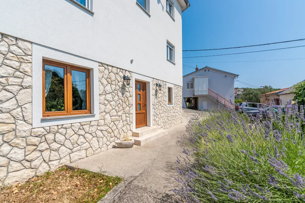 Villa with Sea Views in Ledenice for up to 9