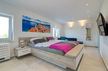 Villa in Vodnjan with Large 52 m² Pool