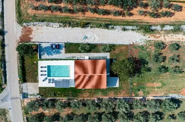 Villa in Vodnjan with Large 52 m² Pool