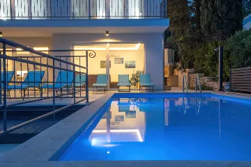 5-Bedroom Villa in Novi Vinodolski for Up to 10