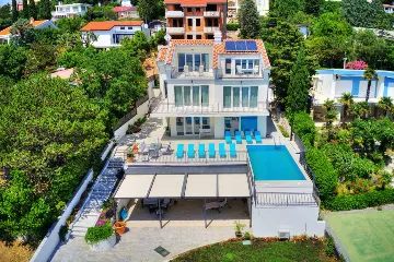 5-Bedroom Villa in Novi Vinodolski for Up to 10