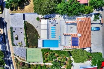 5-Bedroom Villa in Novi Vinodolski for Up to 10