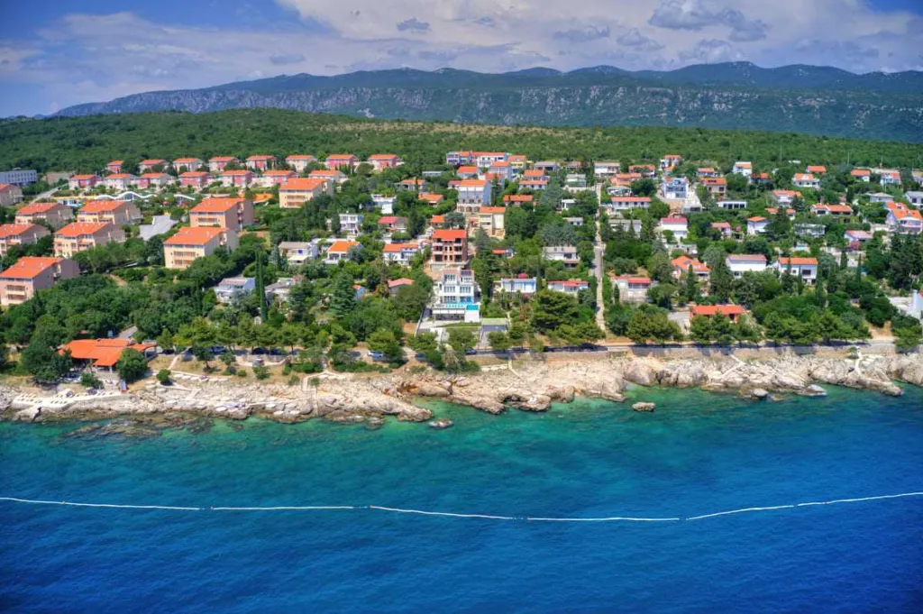 5-Bedroom Villa in Novi Vinodolski for Up to 10