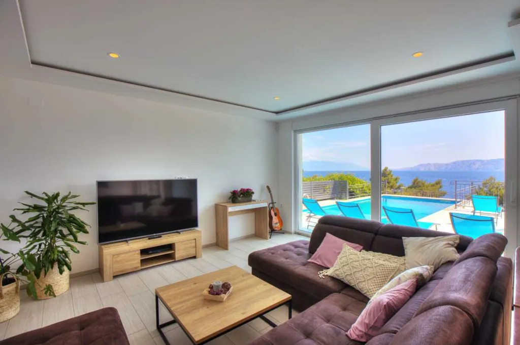5-Bedroom Villa in Novi Vinodolski for Up to 10