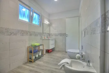 5-Bedroom Villa in Novi Vinodolski for Up to 10