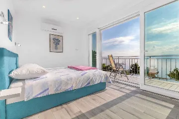 5-Bedroom Villa in Novi Vinodolski for Up to 10