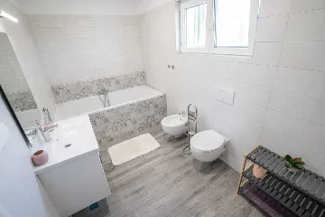 5-Bedroom Villa in Novi Vinodolski for Up to 10