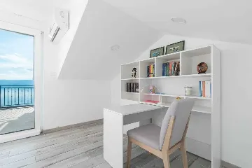 5-Bedroom Villa in Novi Vinodolski for Up to 10