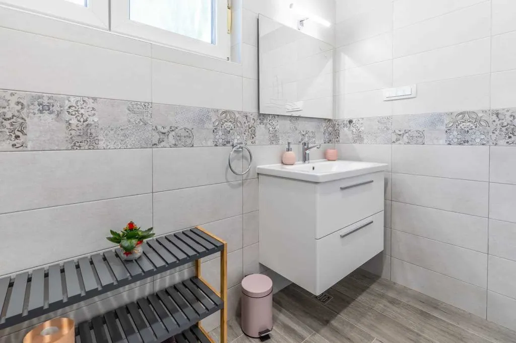 5-Bedroom Villa in Novi Vinodolski for Up to 10