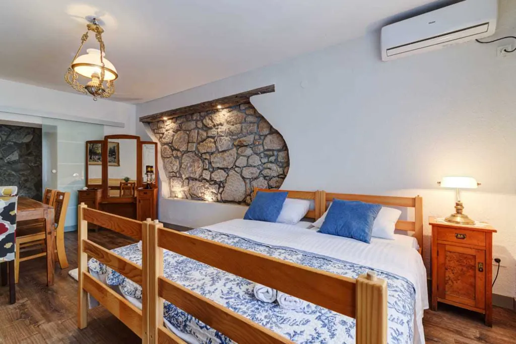 Bribir 4-Bedroom Villa for up to 10 Guests