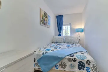 Grizane 4-Bedroom Villa for Up to 10 Guests