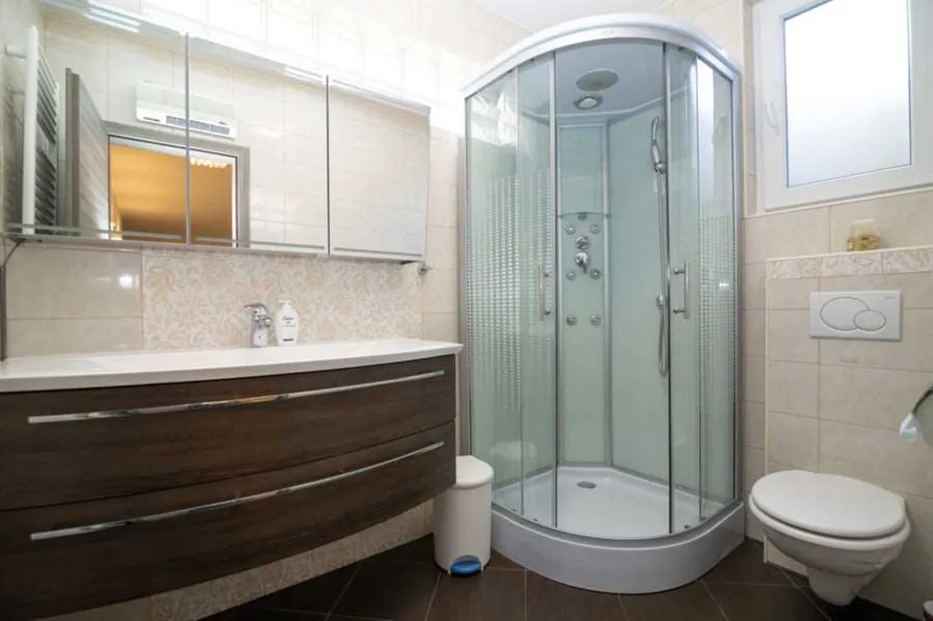 Modern Villa with Pool and Sea Views in Novi Vinodolski
