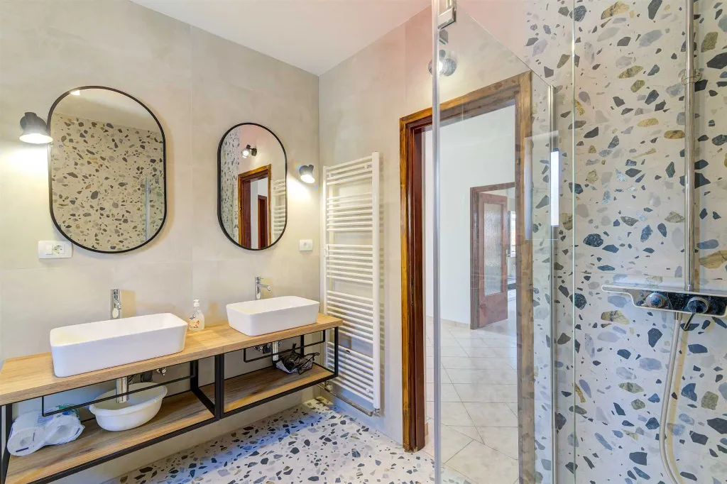 Holiday House in Novi Vinodolski with Pool