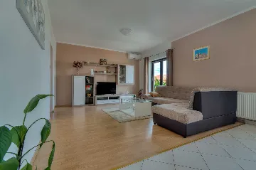 Holiday House in Novi Vinodolski with Pool