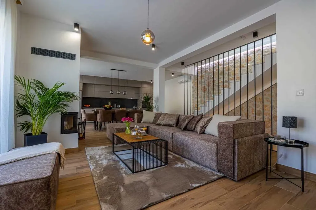 Bribir Villa for Up to 10 Guests with 5 En-Suites