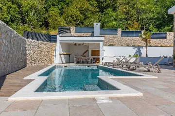 Bribir Villa for Up to 10 Guests with 5 En-Suites