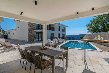 Bribir Villa for Up to 10 Guests with 5 En-Suites