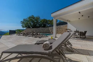 Bribir Villa for Up to 10 Guests with 5 En-Suites