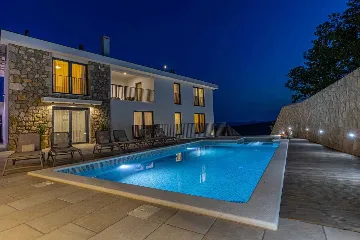 Bribir Villa for Up to 10 Guests with 5 En-Suites