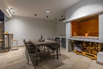 Bribir Villa for Up to 10 Guests with 5 En-Suites