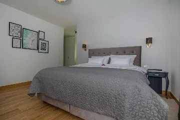 Bribir Villa for Up to 10 Guests with 5 En-Suites