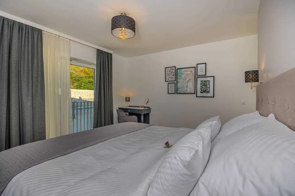Bribir Villa for Up to 10 Guests with 5 En-Suites