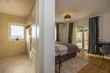 Bribir Villa for Up to 10 Guests with 5 En-Suites