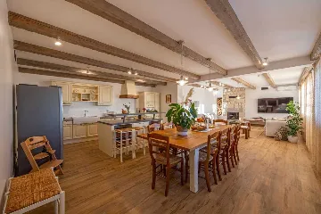 Bribir Villa for Up to 10 Guests with Pools