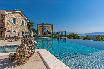 Bribir Villa for Up to 10 Guests with Pools