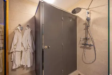 Bribir Villa for Up to 10 Guests with Pools