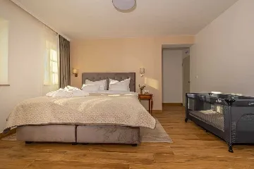 Bribir Villa for Up to 10 Guests with Pools