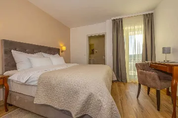 Bribir Villa for Up to 10 Guests with Pools