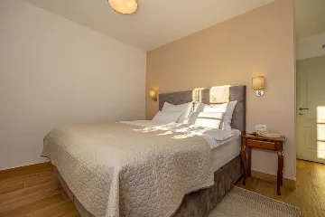 Bribir Villa for Up to 10 Guests with Pools