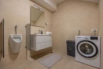 Bribir Villa for Up to 10 Guests with Pools