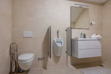 Bribir Villa for Up to 10 Guests with Pools