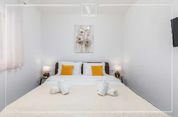 1-Bedroom Apartment in Pula for 2 Guests