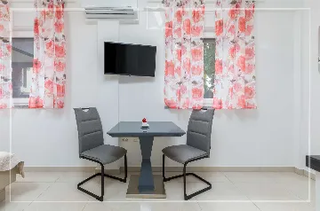 Pula Studio Apartment for 2 Guests