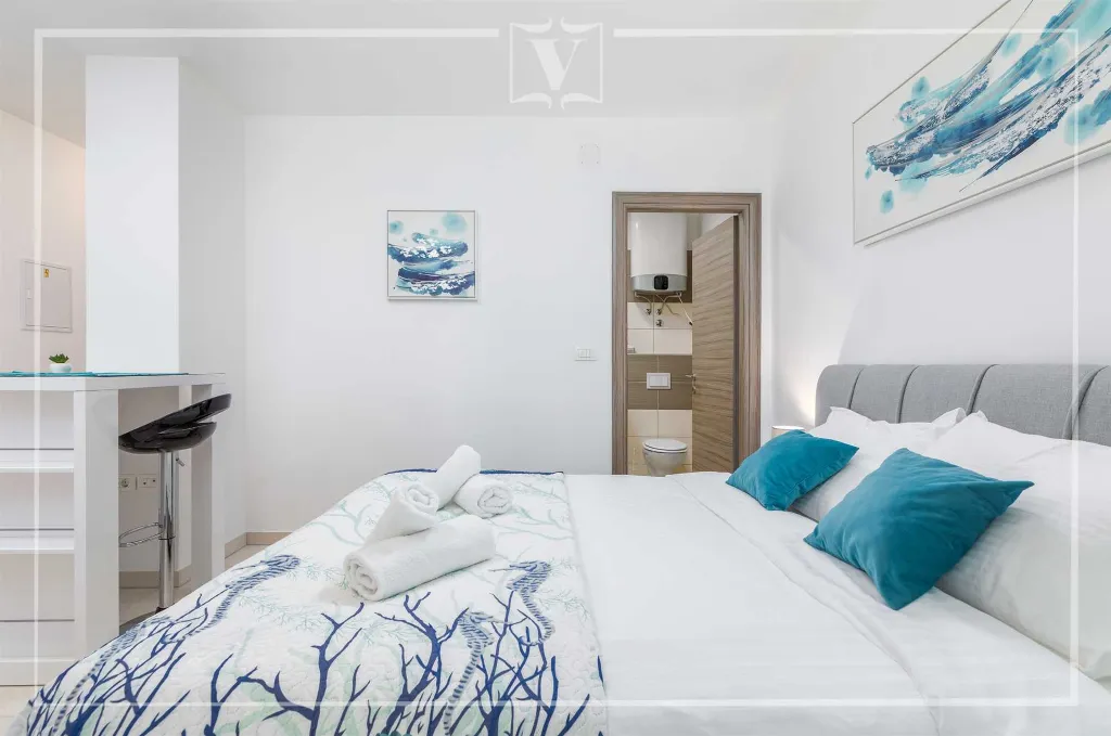 Pula Studio Apartment for 2 with Private Terrace