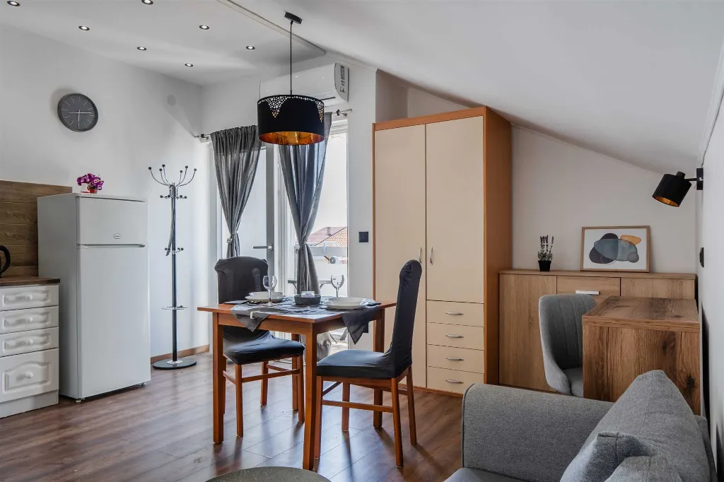 Studio Apartment in Vir for 2–3 Guests