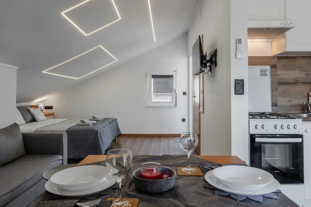 Studio Apartment in Vir for 2–3 Guests