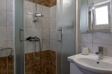 Studio Apartment in Vir for 2–3 Guests