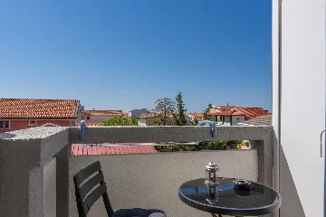 Vir Studio Apartment for 3–4 with Balcony