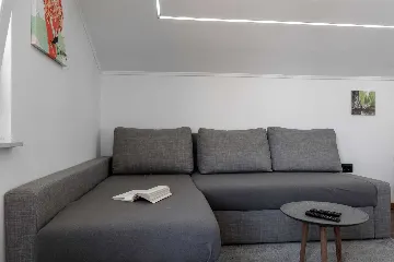 Vir Studio Apartment for 3–4 with Balcony