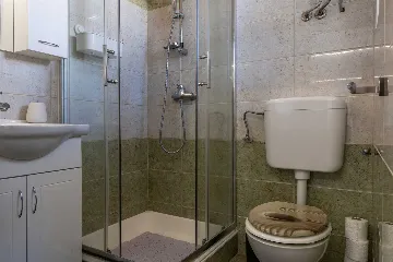 Vir Studio Apartment for 3–4 with Balcony