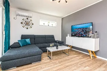 3-Bedroom Villa with Private Pool in Vir