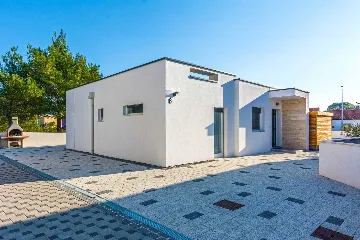 3-Bedroom Villa with Private Pool in Vir