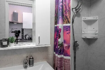 1-Bedroom Air-Conditioned Apartment in Vir