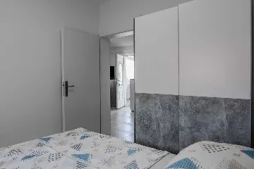 2-Bedroom Apartment in Vir, 200 m to Beach