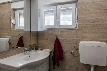 2-Bedroom Apartment in Vir, 200 m to Beach